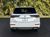 New 2025 Mitsubishi Outlander ES image 4