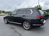 Used 2025 BMW X7 xDrive40i w/ Premium Package image 5