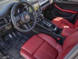 Used 2025 Porsche Macan w/ Premium Package Plus image 4