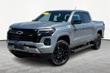 Certified 2024 Chevrolet Colorado Z71 w/ LPO, Dark Essentials Package image 3