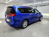 Used 2021 Chrysler Pacifica Touring-L image 2
