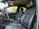 Used 2025 Porsche Macan image 5