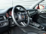Used 2025 Porsche Macan image 4