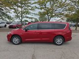 New 2026 Chrysler Pacifica Select image 4