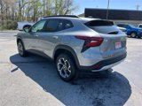 New 2025 Chevrolet Trax LT w/ LT Convenience Package image 5