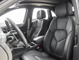 Used 2025 Porsche Macan image 5