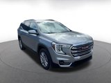 Used 2024 GMC Terrain SLT image 3