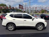 Used 2014 Nissan Rogue SV w/ SV Premium Package image 4