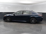 Used 2021 Toyota Camry SE image 2
