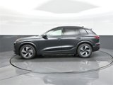 New 2025 Audi Q6 e-tron Prestige image 4