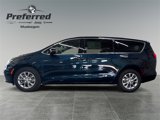 New 2025 Chrysler Pacifica Select image 2