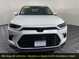 Used 2024 Toyota Grand Highlander Limited image 3