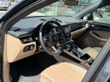 Certified 2025 Porsche Macan image 4