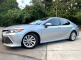 Used 2023 Toyota Camry LE image 2