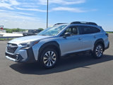 Used 2025 Subaru Outback Limited image 3