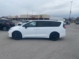 New 2025 Chrysler Pacifica Premium image 3