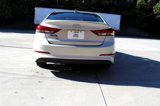 Used 2017 Hyundai Elantra SE image 5