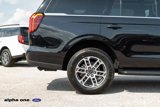 New 2025 Ford Expedition Active image 5