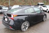 Used 2022 Toyota Prius XLE image 3