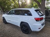 Used 2019 Jeep Grand Cherokee Altitude image 3