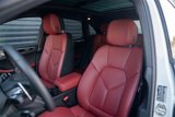 Certified 2025 Porsche Macan image 5