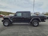 New 2025 Jeep Gladiator Mojave image 2