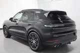 Used 2025 Porsche Cayenne S image 3