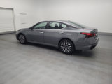 Used 2023 Nissan Altima 2.5 SV image 3