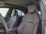 Certified 2025 Porsche Macan image 5
