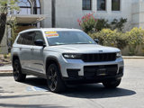 Used 2023 Jeep Grand Cherokee L Laredo image 4