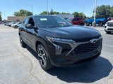 Used 2025 Chevrolet Trax RS w/ Driver Confidence Package image 4