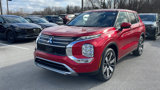 New 2025 Mitsubishi Outlander SE image 3
