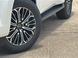 New 2025 Nissan Armada SL image 3