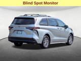 Certified 2025 Toyota Sienna XLE image 6