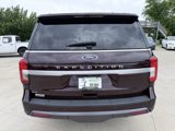 Used 2023 Ford Expedition XLT image 4
