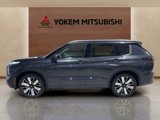 New 2025 Mitsubishi Outlander SEL image 2