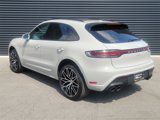 Used 2025 Porsche Macan image 3