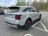 New 2025 Kia Sorento S image 4