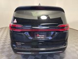 New 2026 Chrysler Pacifica Select image 5