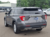 Certified 2022 Ford Explorer XLT w/ Equipment Group 202A image 4