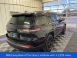 Used 2024 Jeep Grand Cherokee L Laredo image 3