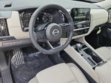 New 2025 Nissan Pathfinder SL image 3