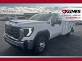 New 2025 GMC Sierra 3500 Pro w/ Convenience Package image 3