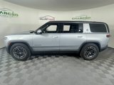 Used 2025 Rivian R1S Adventure image 3