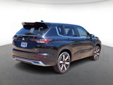 New 2025 Mitsubishi Outlander SE image 3