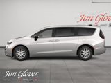 New 2025 Chrysler Pacifica Select image 4