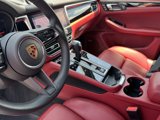 Used 2024 Porsche Macan image 4