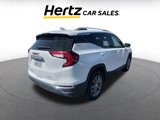 Used 2024 GMC Terrain SLT image 4