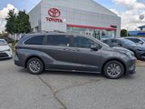 New 2025 Toyota Sienna XLE image 3