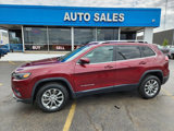 Used 2021 Jeep Cherokee Latitude Plus w/ Mopar Interior Package image 2